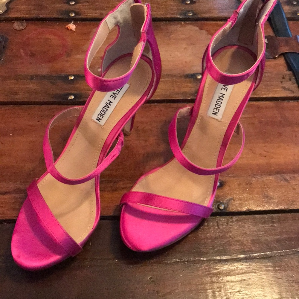 Steve Madden Heeled Three Strap Sandal